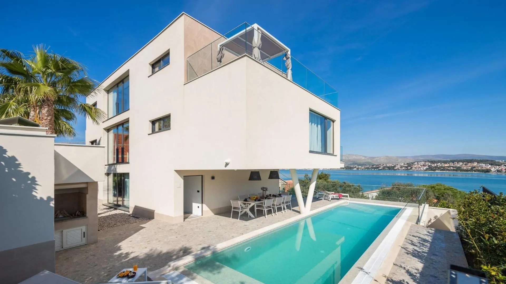 Luxury Villa Glass With Pool Trogir